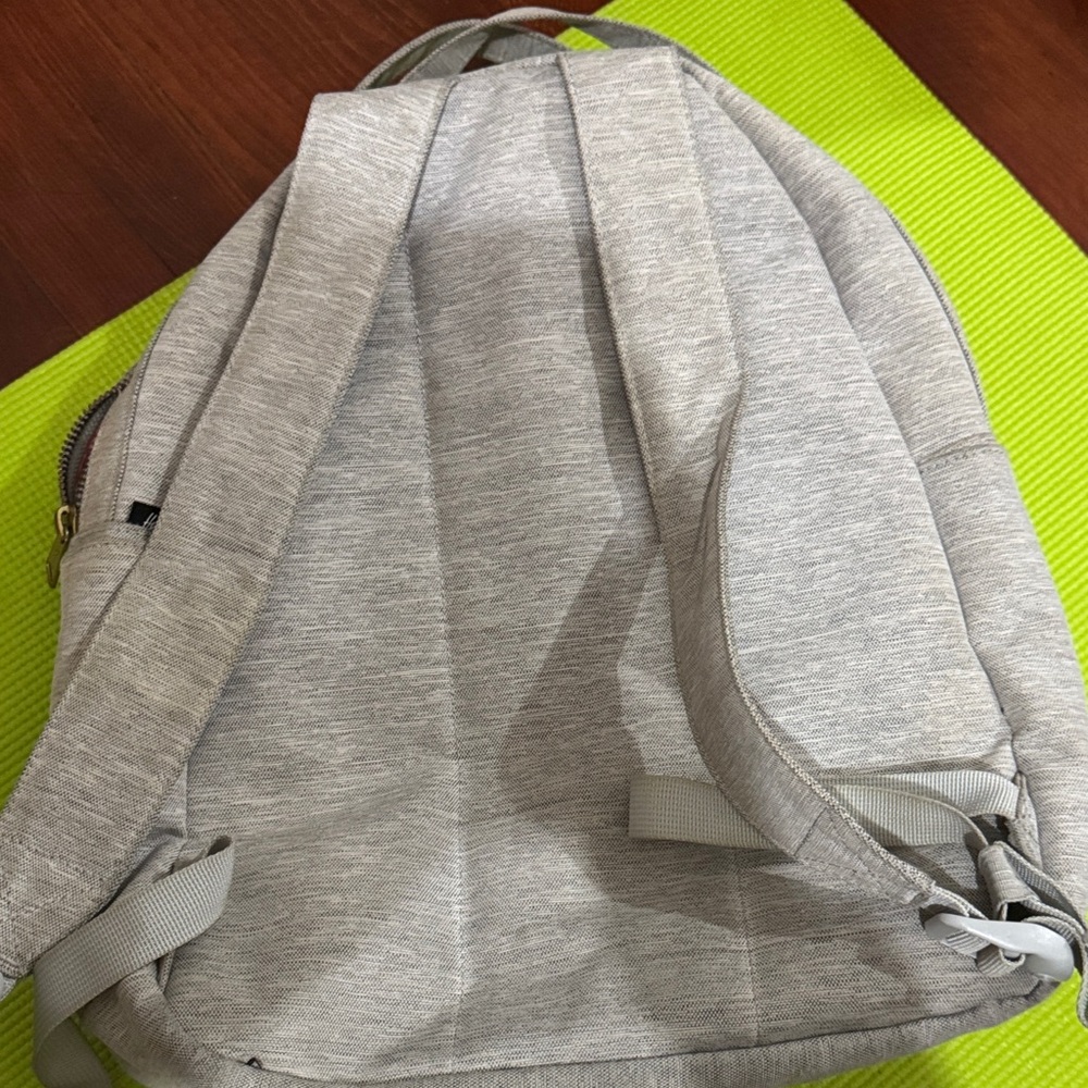Herschel Supply Company Light Gray Backpack - Picture 4 of 6